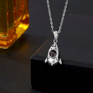 Foto Projektion Halskette mit Bild im Stein - Rakete