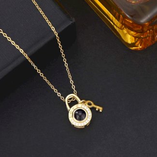 Foto Projektion Halskette mit Bild im Stein - Schloss und Schlüssel